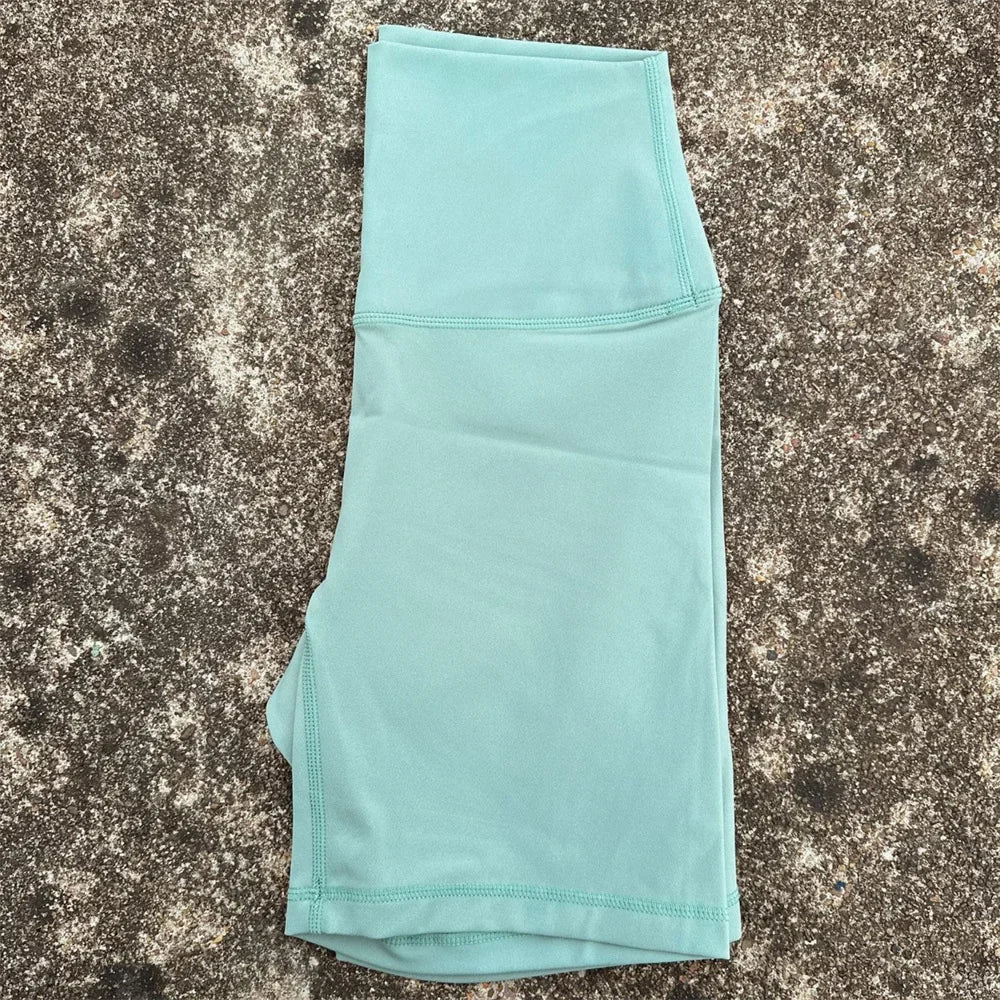 Solid Color High Waist Yoga Shorts Squat Proof With Pocket