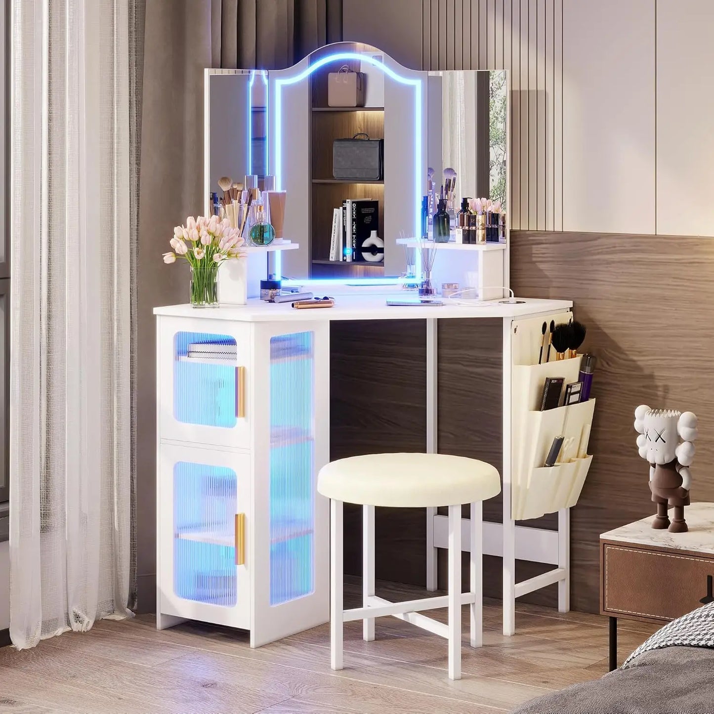 White Vanity Desk With Lighted Mirror And Charging Station