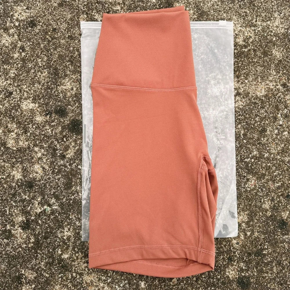 Solid Color High Waist Yoga Shorts Squat Proof With Pocket