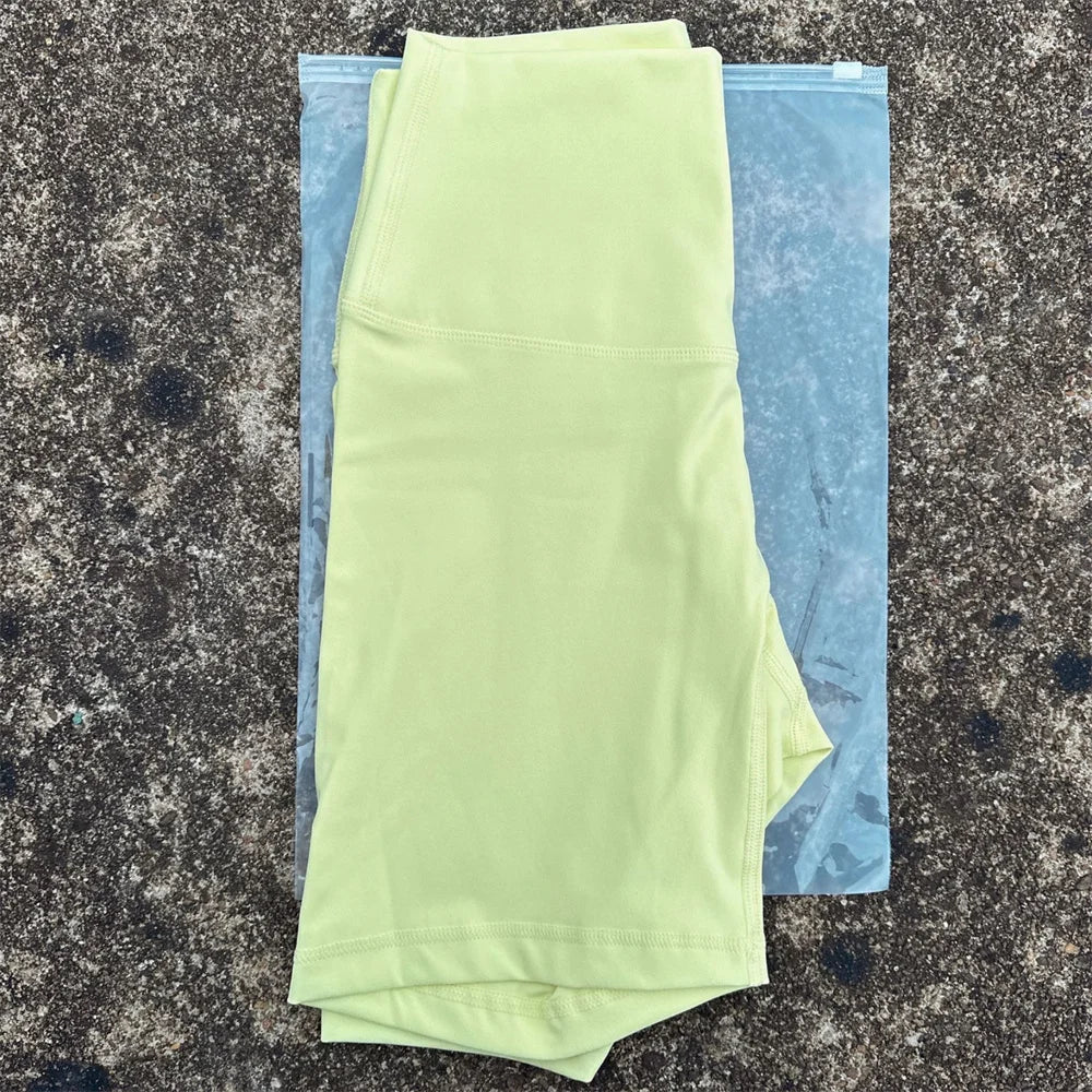 Solid Color High Waist Yoga Shorts Squat Proof With Pocket